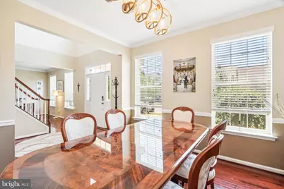 955 Yorkshire Drive, Breinigsville, PA 18031 - Photo 6