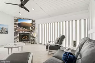 955 Yorkshire Dr, Breinigsville, PA 18031 - Photo 58