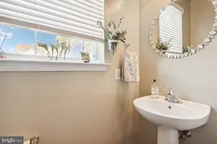 955 Yorkshire Dr, Breinigsville, PA 18031 - Photo 20