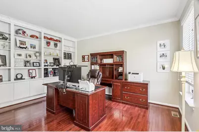 955 Yorkshire Drive, Breinigsville, PA 18031 - Photo 4