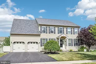 955 Yorkshire Dr, Breinigsville, PA 18031 - Photo 70