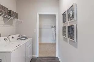 1440 Silk Run, Breinigsville, PA 18031 - Photo 10