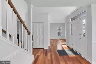 2073 Rolling Meadow Dr, Macungie, PA 18062 - Photo 4