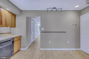 630 N 2nd St, Emmaus, PA 18049 - Photo 44