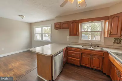 1424 Grace Street, Allentown, PA 18103 - Photo 8