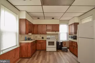 1053 3rd St, Whitehall, PA 18052 - Photo 6