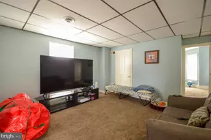 1053 3rd St, Whitehall, PA 18052 - Photo 14