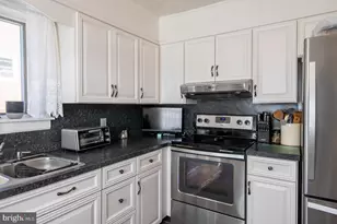 727 S 11th St, Allentown, PA 18103 - Photo 12