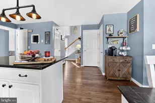 4609 Troxell Dr, Whitehall, PA 18052 - Photo 16