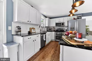 4609 Troxell Dr, Whitehall, PA 18052 - Photo 12