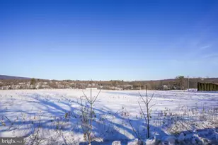 8600 Delong Dr, Slatington, PA 18080 - Photo 18