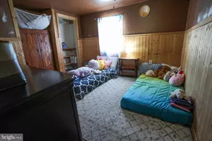 8600 Delong Dr, Slatington, PA 18080 - Photo 38