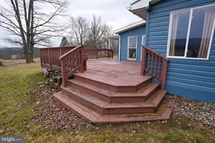 8600 Delong Dr, Slatington, PA 18080 - Photo 8