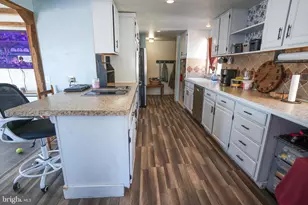 8600 Delong Dr, Slatington, PA 18080 - Photo 24