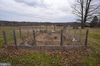 8600 Delong Drive, Slatington, PA 18080 - Photo 16