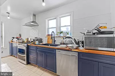 204 S Carlisle Street, Allentown, PA 18109 - Photo 6