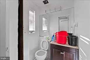 204 S Carlisle St, Allentown, PA 18109 - Photo 22