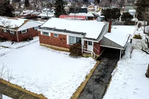 2463 S Lumber St, Allentown, PA 18102 - Photo 6