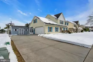 2593 Halleck Dr, Whitehall, PA 18052 - Photo 4