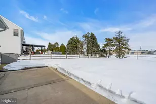 2593 Halleck Dr, Whitehall, PA 18052 - Photo 62