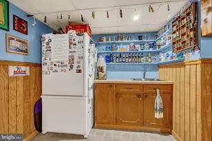 2593 Halleck Dr, Whitehall, PA 18052 - Photo 54