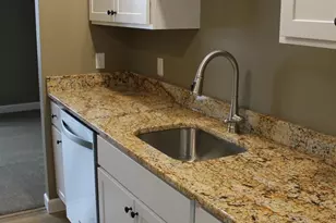 2620 Mountain Ln, Allentown, PA 18103 - Photo 8