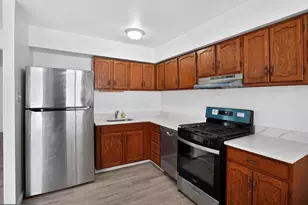 1590 Alta Dr, Whitehall, PA 18052 - Photo 4