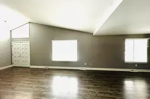 4377 Astor Dr, Orefield, PA 18069 - Photo 10