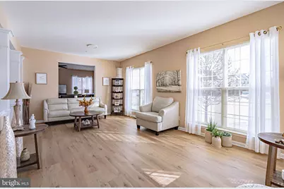 8542 Mayfair Court, Breinigsville, PA 18031 - Photo 10