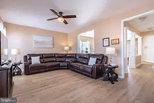 8542 Mayfair Ct, Breinigsville, PA 18031 - Photo 14