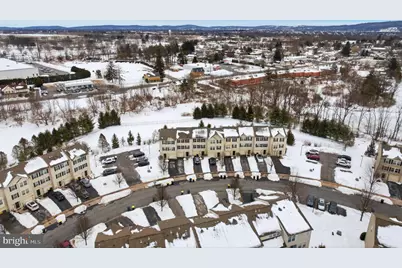 1048 Sparrow Way, Breinigsville, PA 18031 - Photo 38