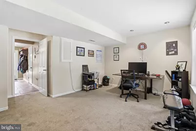 1048 Sparrow Way, Breinigsville, PA 18031 - Photo 8