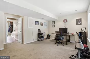 1048 Sparrow Way, Breinigsville, PA 18031 - Photo 8