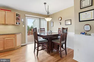 1048 Sparrow Way, Breinigsville, PA 18031 - Photo 14