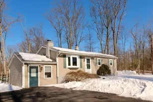 6751 Passer Rd, Coopersburg, PA 18036 - Photo 2