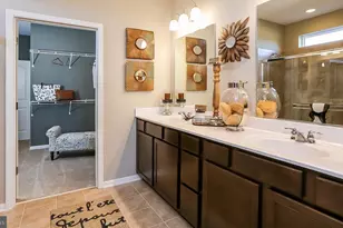 1430 Silk Run, Breinigsville, PA 18031 - Photo 8