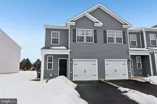 1138 Martin Rd, Breinigsville, PA 18031 - Photo 1