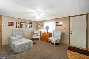 1048 Cedar St, Laurys Station, PA 18059 - Photo 2