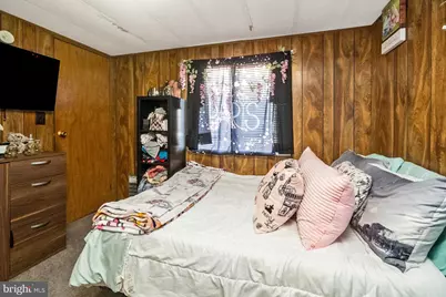 1048 Cedar Street, Laurys Station, PA 18059 - Photo 14