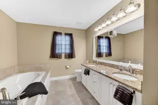 7202 Stein Rd, Zionsville, PA 18092 - Photo 32