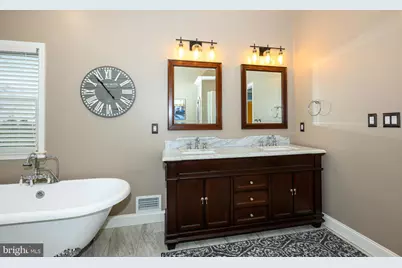 3707 Oakwood Trail, Allentown, PA 18103 - Photo 32