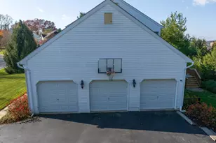 3707 Oakwood Trail, Allentown, PA 18103 - Photo 4