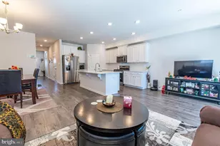 1031 Turnstone Dr, Fogelsville, PA 18051 - Photo 10