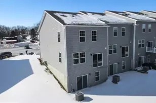 1031 Turnstone Dr, Fogelsville, PA 18051 - Photo 34