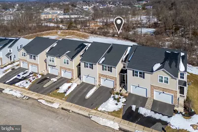 7592 Clayton Avenue, Coopersburg, PA 18036 - Photo 4