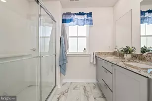 7592 Clayton Ave, Coopersburg, PA 18036 - Photo 22