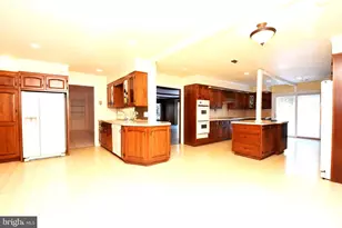 1850 Briarcliff Terrace, Allentown, PA 18103 - Photo 8