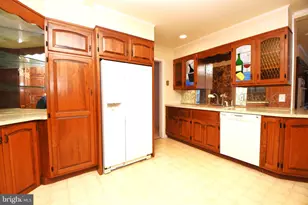 1850 Briarcliff Terrace, Allentown, PA 18103 - Photo 12