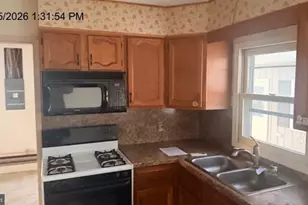 4059 Mauch Chunk Rd, Coplay, PA 18037 - Photo 8