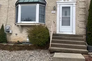 20 Lincoln Pl, Whitehall, PA 18052 - Photo 1